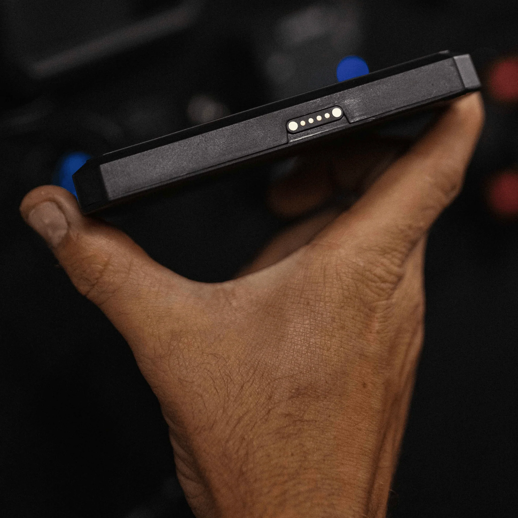 KickAss 12/24V 8 Gang Wireless Switch Panel with Magnetic Charging Cradle - Image 4