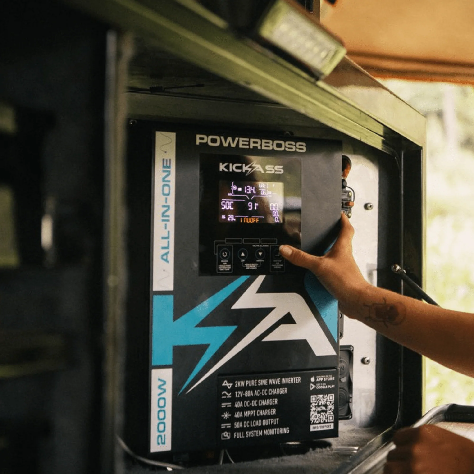 KickAss PowerBoss 2000W All-in-One Power System with Bluetooth, Remote Display and Plug & Play Kit - Image 3