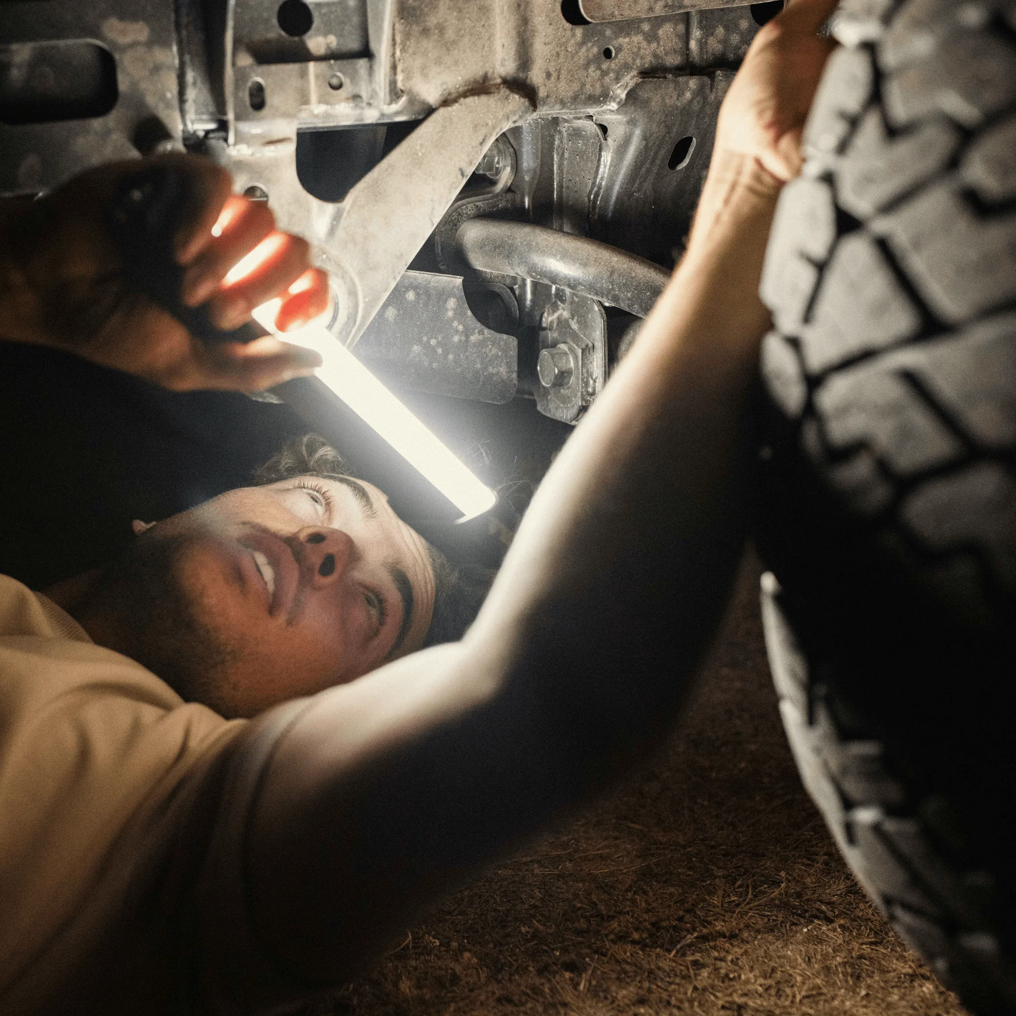 KickAss ULTRA BRIGHT 48cm Magnetic Light Bar & Torch - Image 3