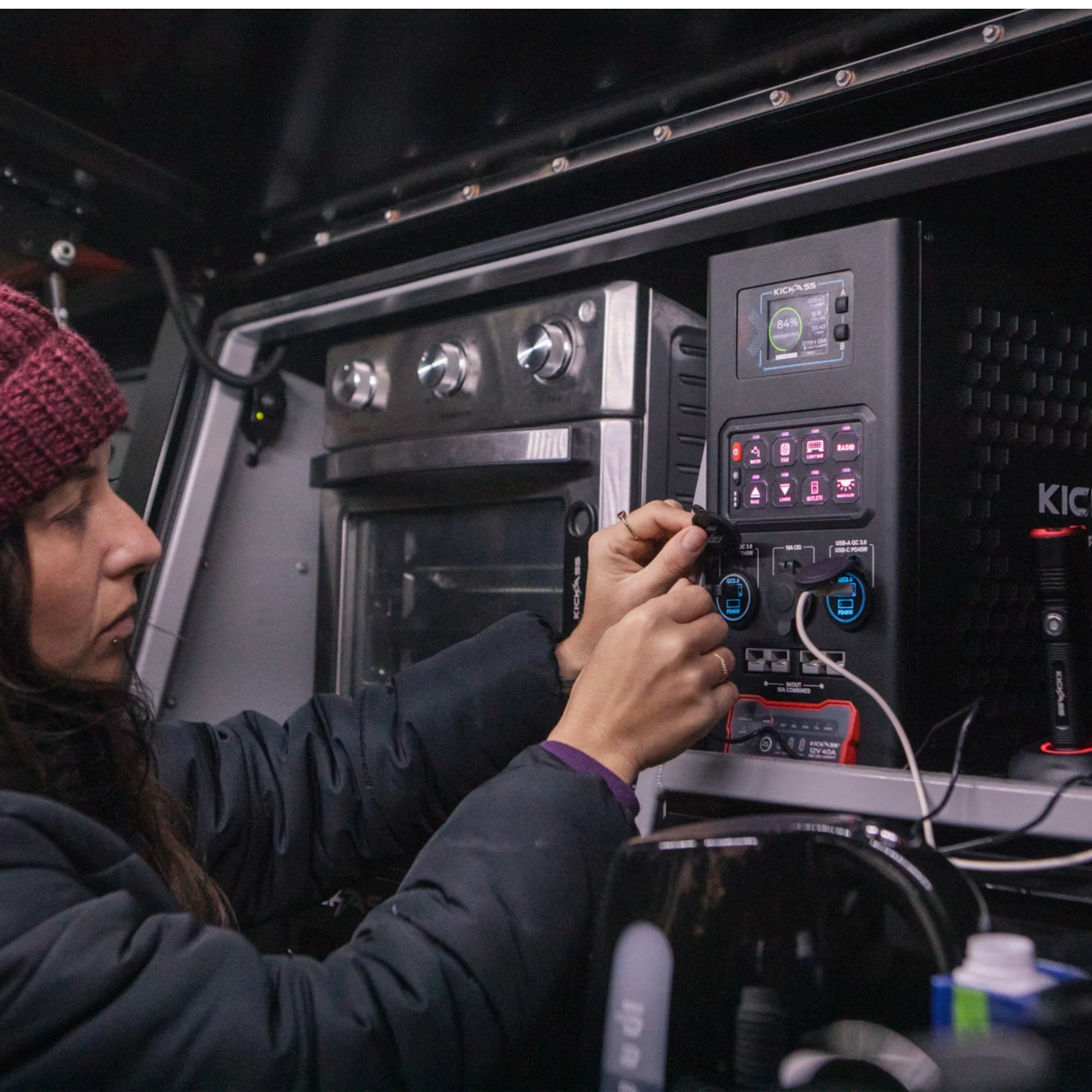 KickAss Wired Switching Canopy Power System with 40A DCDC Charger - Image 3